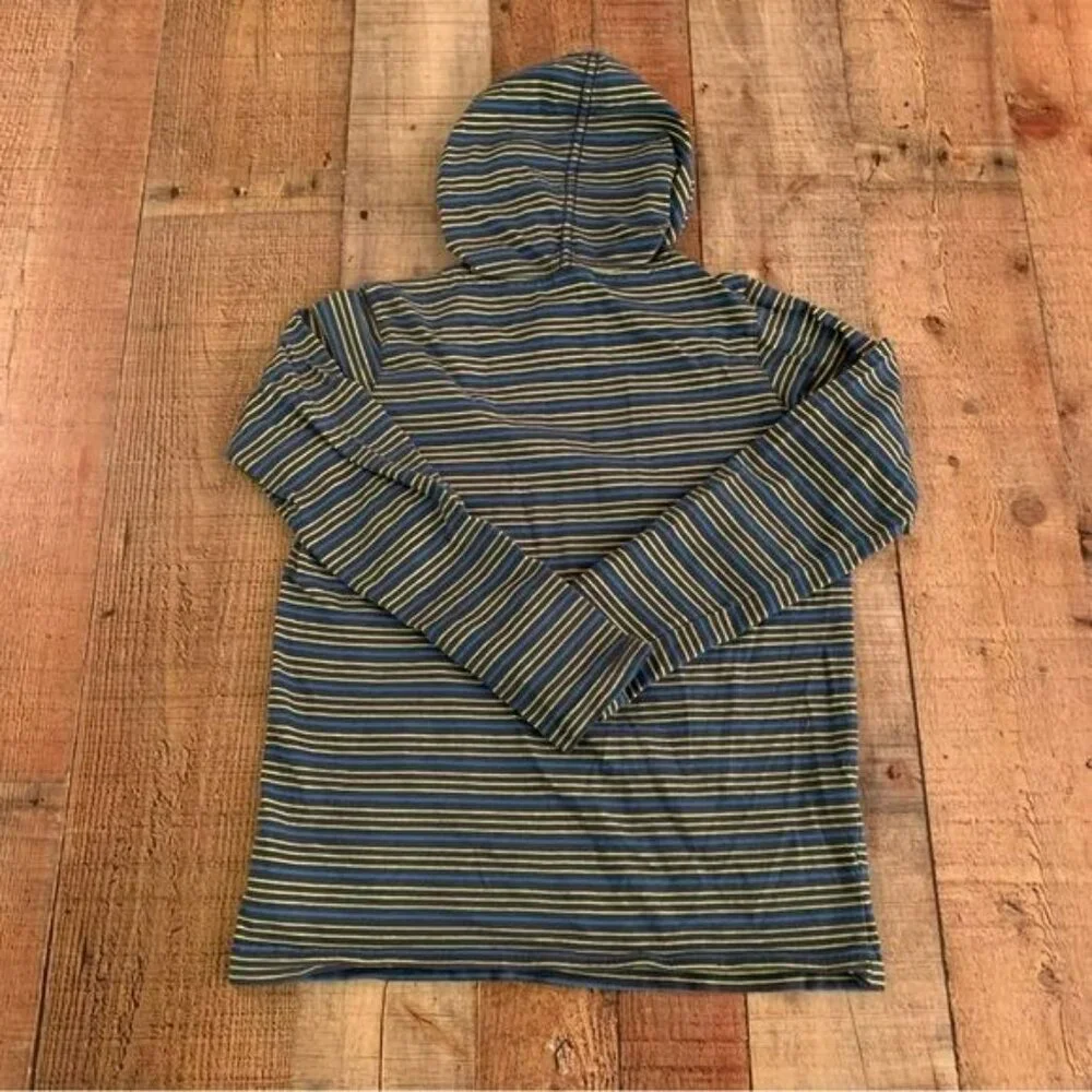 Converse boys size 8/10Y green and blue striped long sleeve hooded shirt